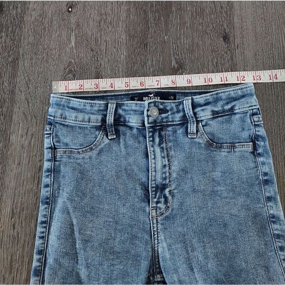 Hollister High-Rise Crop Jean Legging Size 3S - Picture 6 of 8